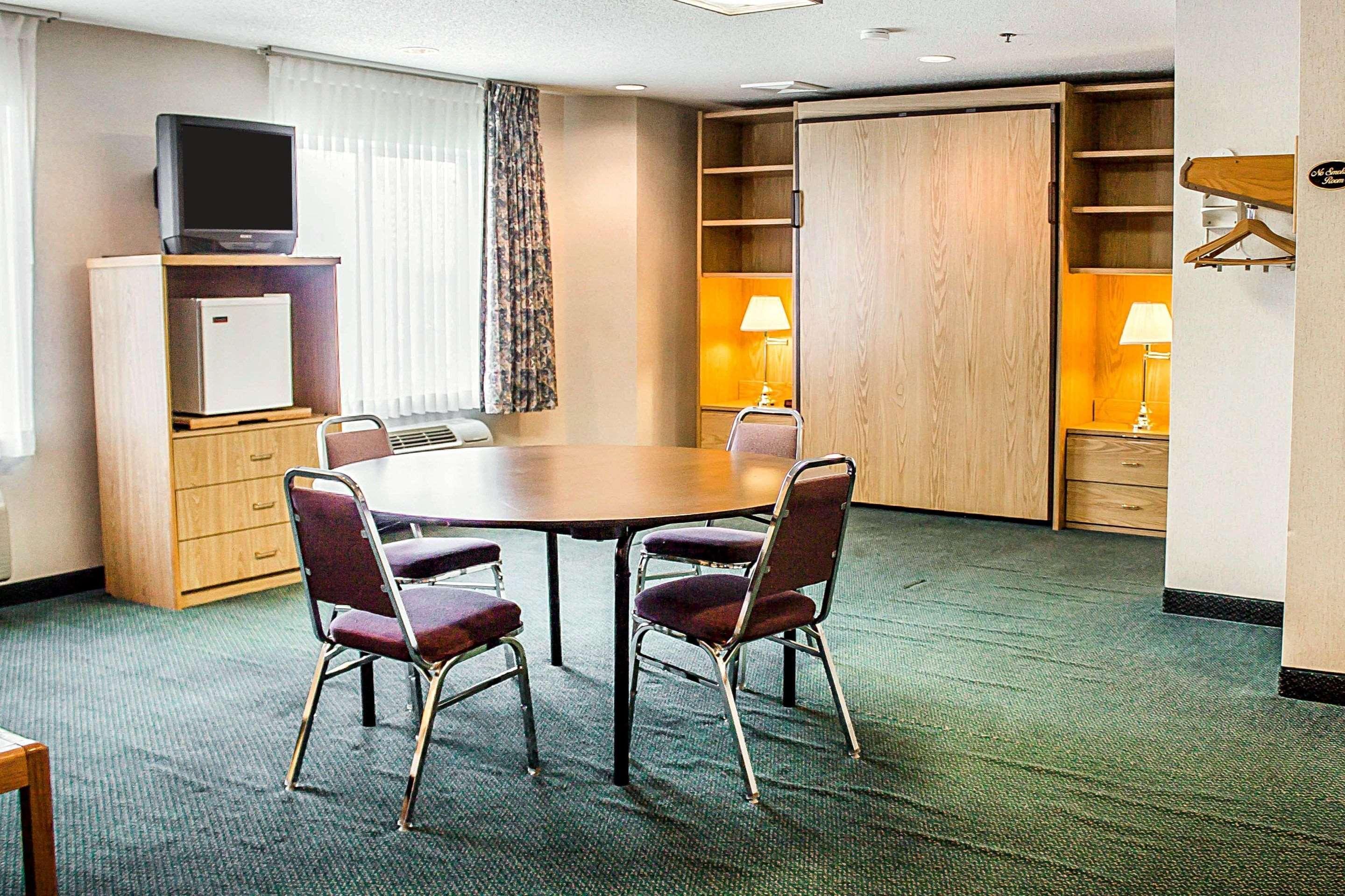 Rodeway Inn Abbotsford Zewnętrze zdjęcie